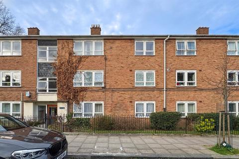 2 bedroom apartment for sale, Queen Margarets Grove, Dalston