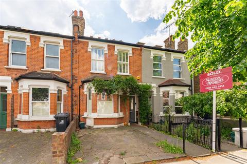 17 Cranmer Avenue, London, W13 9SH