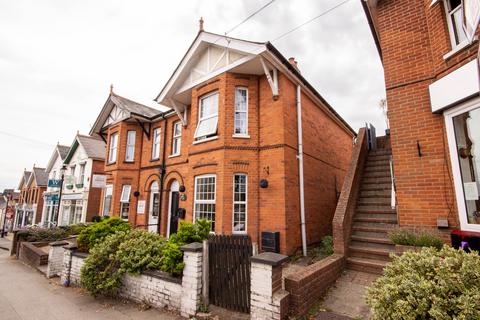 3 bedroom semi-detached house for sale, High Street, Wootton Bridge