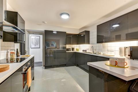 8 bedroom house to rent, Maskelyne Avenue, Bristol BS10