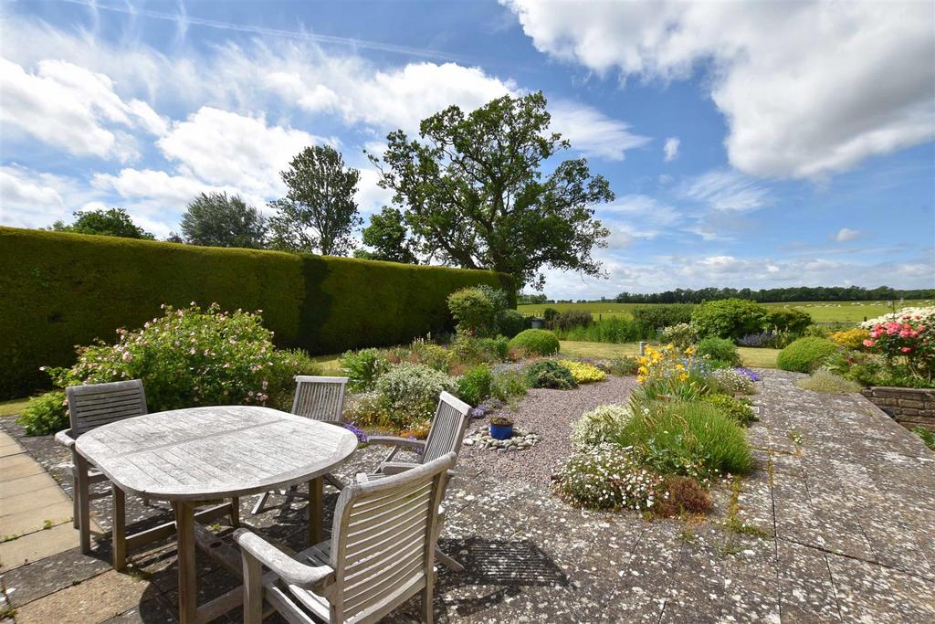 Rear Garden.jpg
