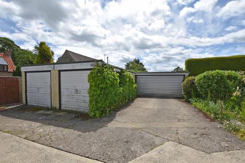 undefined, Main Street, Braceborough, Stamford