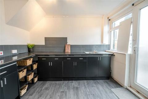 3 bedroom terraced house for sale, Carnforth Crescent, Grimsby, Lincoln, Lincolnshire, DN34 5HY