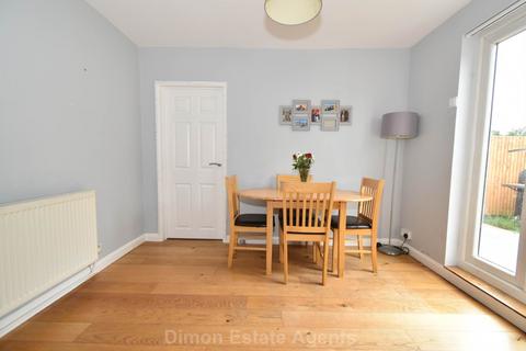 3 bedroom end of terrace house for sale, Kent Road, Bridgemary