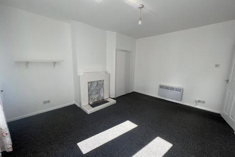 2 bedroom flat to rent, Millbrook Road West, Hampshire SO15