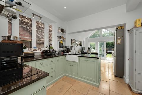 21 Ashley Road, Thames Ditton, KT7 0NH