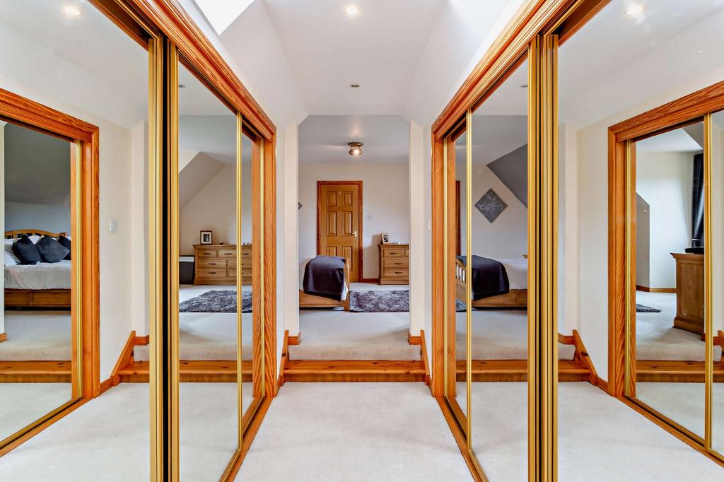 5 Firvew Grange