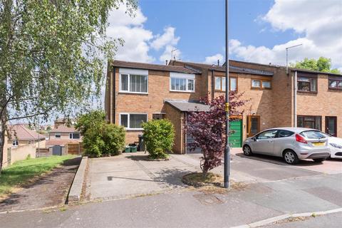 17 Bellevue Close, Bristol, BS15 9UY