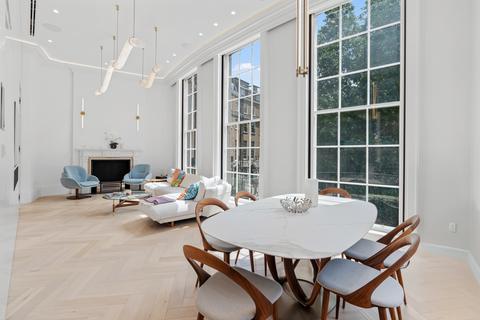 3 bedroom apartment for sale, Great Cumberland Place, London W1H