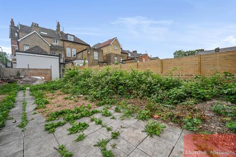2 bedroom flat for sale, Craven Park, London