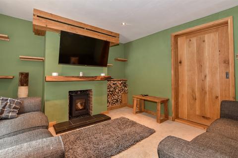 2 bedroom semi-detached house for sale, Windmill Hill, Sevenoaks TN15