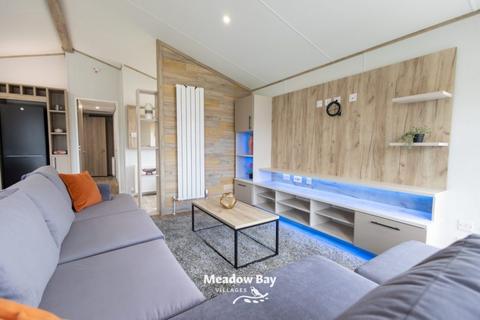 3 bedroom park home for sale, Hayling Island Holiday Park