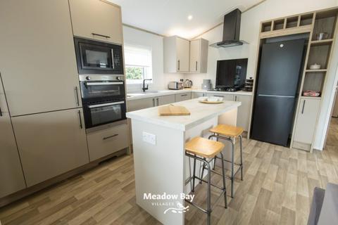 3 bedroom park home for sale, Hayling Island Holiday Park