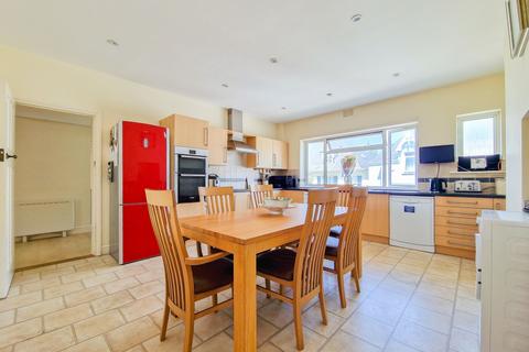 3 bedroom apartment for sale, Dicq Road, St. Saviour, JE2