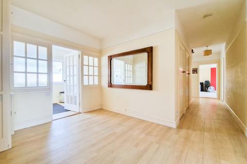3 bedroom apartment for sale, Dicq Road, St. Saviour, JE2