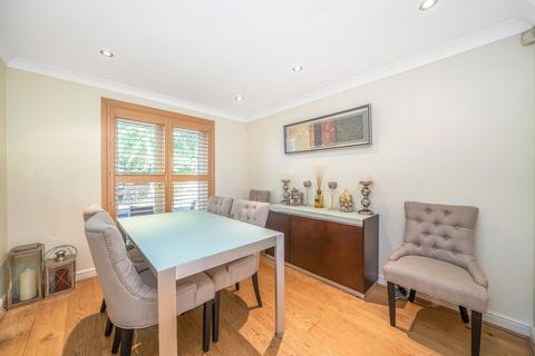 4 bedroom detached house for sale, Grange Close, Hertfordshire WD17