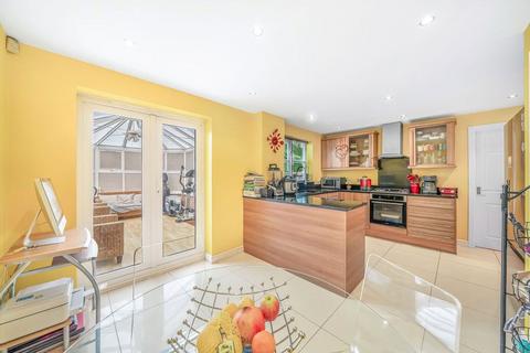 4 bedroom detached house for sale, Grange Close, Hertfordshire WD17