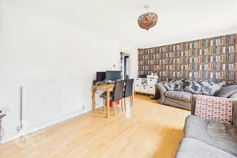 6 Atkinson Close, Norwich, NR5 9NE