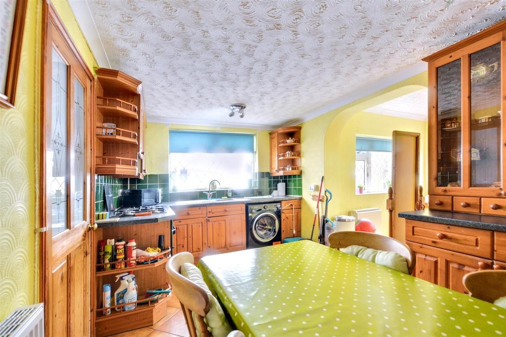 Kitchen Diner 2.jpeg