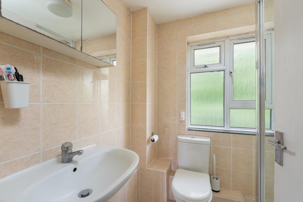 44 Saffron Court Bath BA1 6 DF-7.jpg