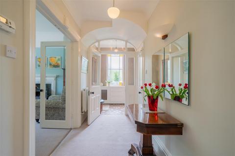 2 bedroom flat for sale, The Oatlands, West Kirby