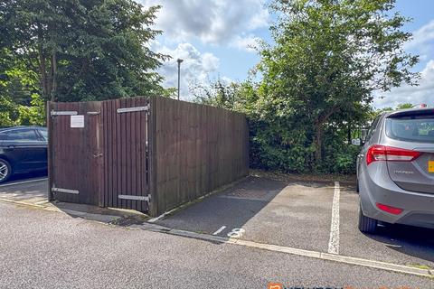 18 Barrows Gate, Newark, NG24 2FY