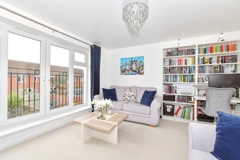 28 Beaton Avenue, Wick, Littlehampton, BN17 7SL