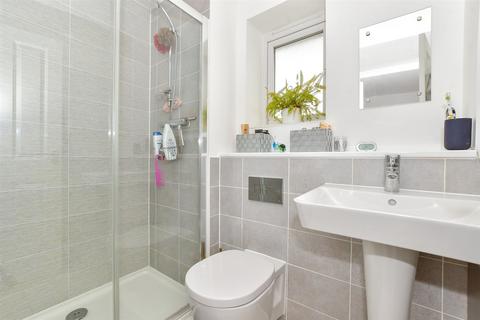 28 Beaton Avenue, Wick, Littlehampton, BN17 7SL