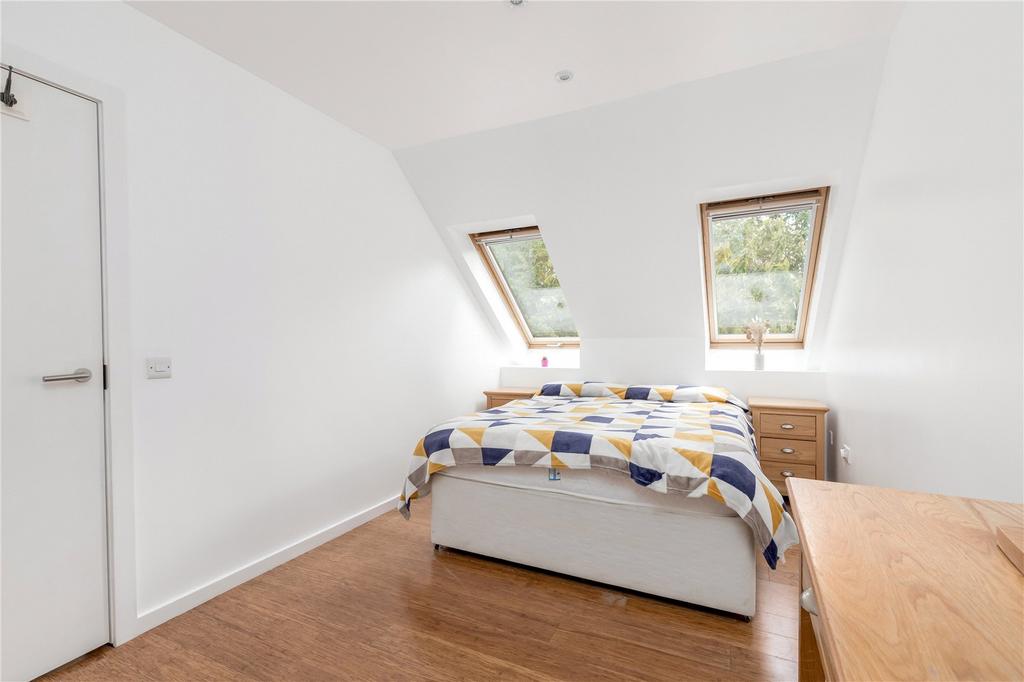 Redhall View 19
