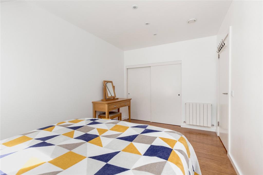 Redhall View 20