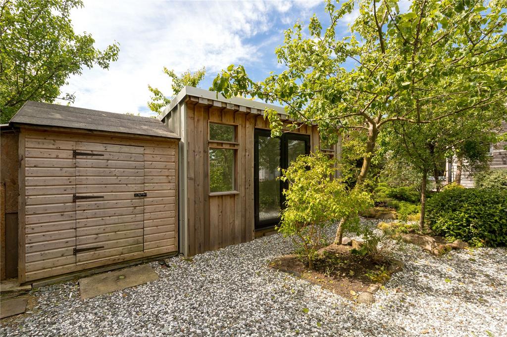 Redhall View 44