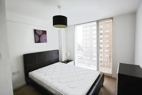 2 bedroom flat to rent, Saxton, The Avenue, Leeds, West Yorkshire, LS9