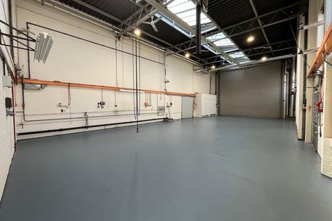 Industrial unit to rent, 42 Wrest Park Silsoe MK45 4HS