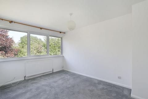 17 Amberlands Close, Backwell, Bristol, BS48 3LW