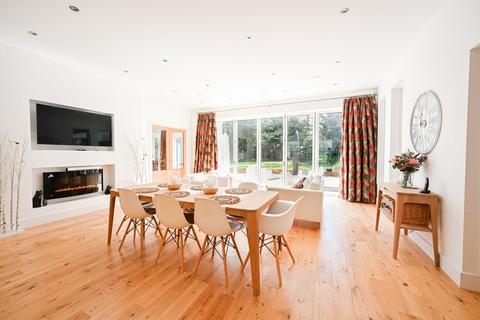undefined, Avon Castle Drive, Ringwood, BH24