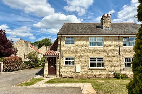 2 bedroom ground floor flat for sale, Clifford, Church View Mews, LS23