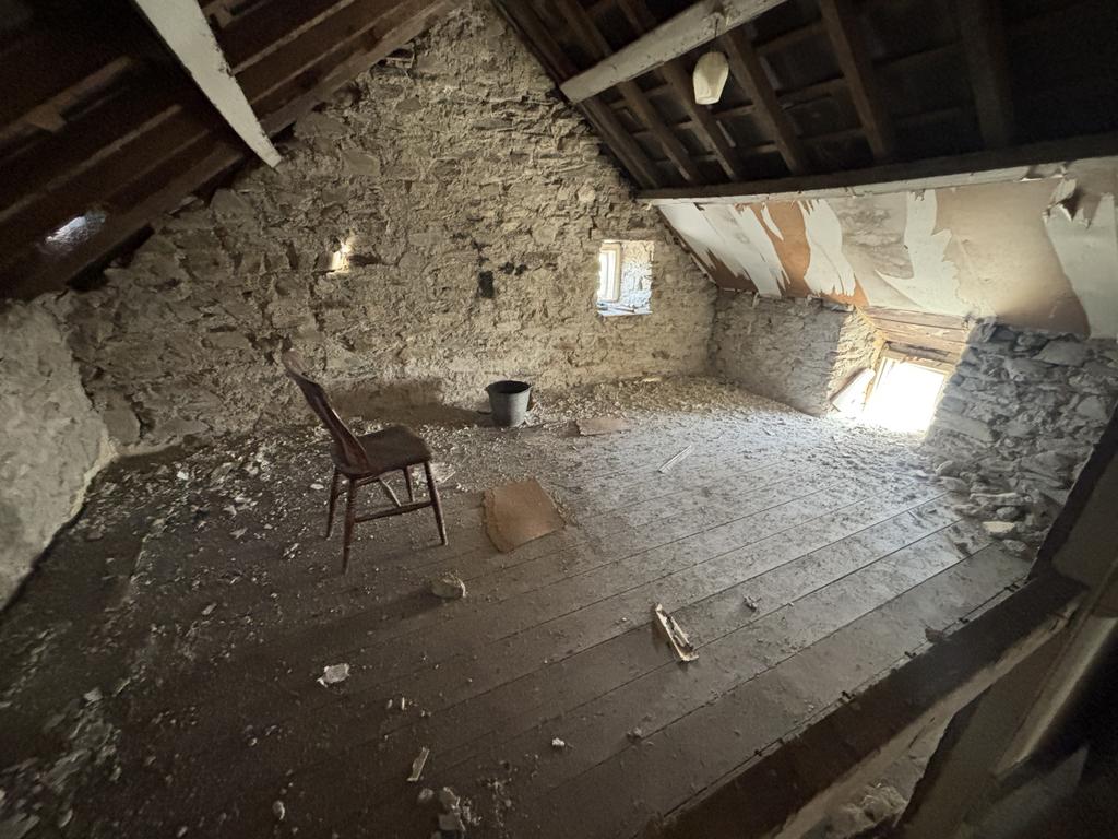 Farmhouse (fourth internal image)