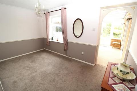 1 bedroom detached bungalow for sale, Victoria Close, Bury St. Edmunds IP31