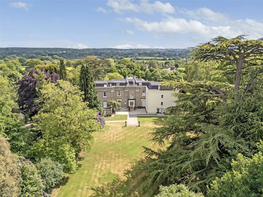 Grounds &amp; Gardens