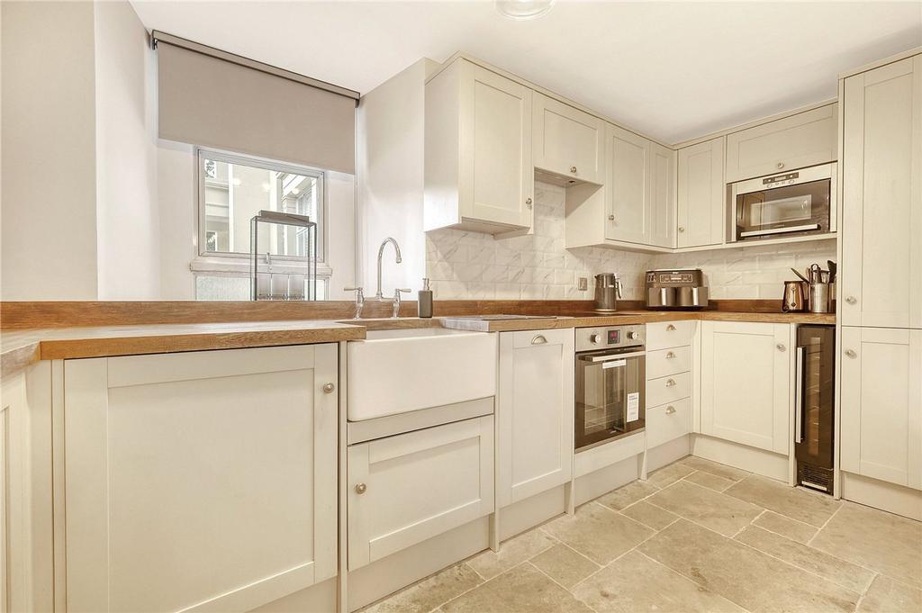 Fitted Kitchen