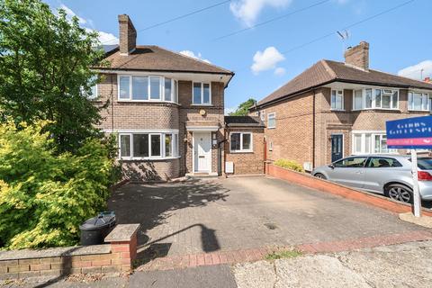 72 Collins Drive, Ruislip, HA4 9EH