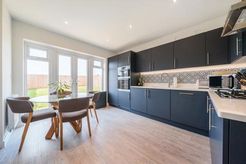 3 bedroom townhouse for sale, Miles Drive, Brize Norton, Oxfordshire, OX18