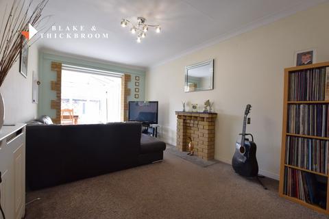2 bedroom semi-detached bungalow for sale, Sladburys Lane, Holland-on-Sea