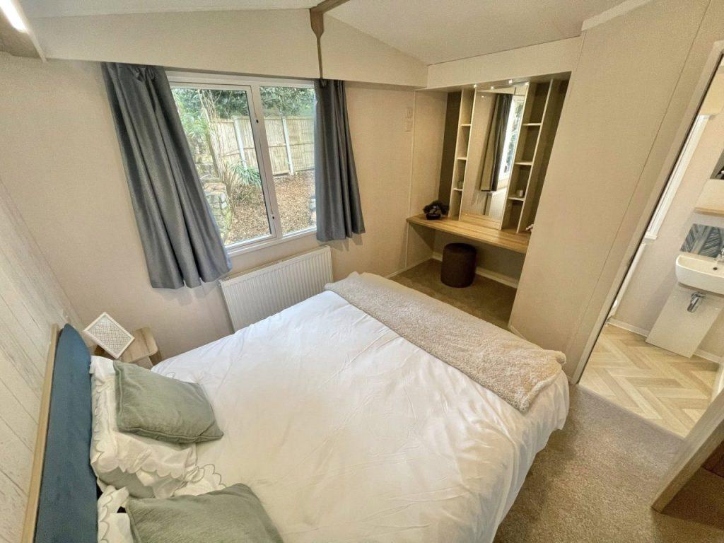 Swift Ardennes Maib Bedroom With En Suite Shower R