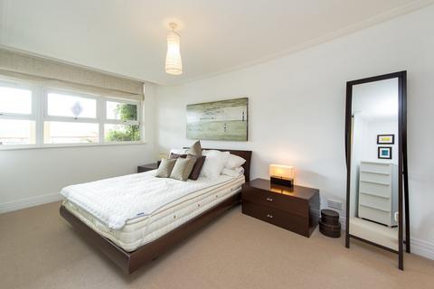 2 bedroom apartment for sale, Drayton Park, Highbury, London, N5
