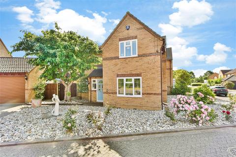 4 bedroom detached house for sale, Pavilion Drive, Kemsley, Sittingbourne, Kent