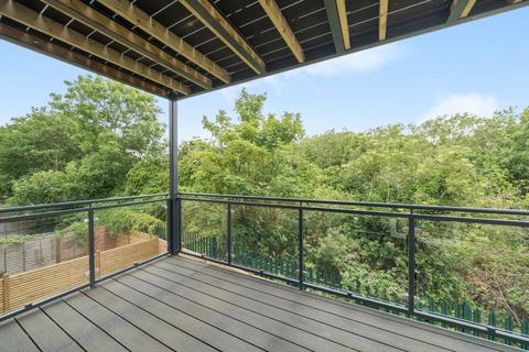 2 bedroom flat for sale, Dagmar Road, Stroud Green, N4