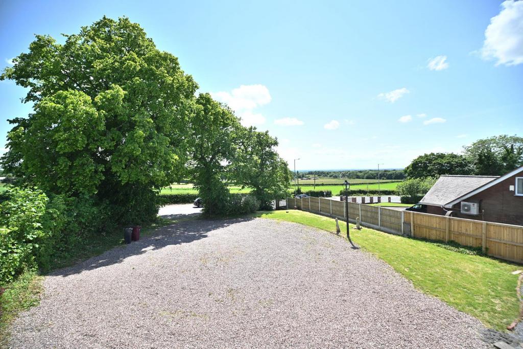 24 Dicconson Lane, Westhoughton, Bolton, Lancashir