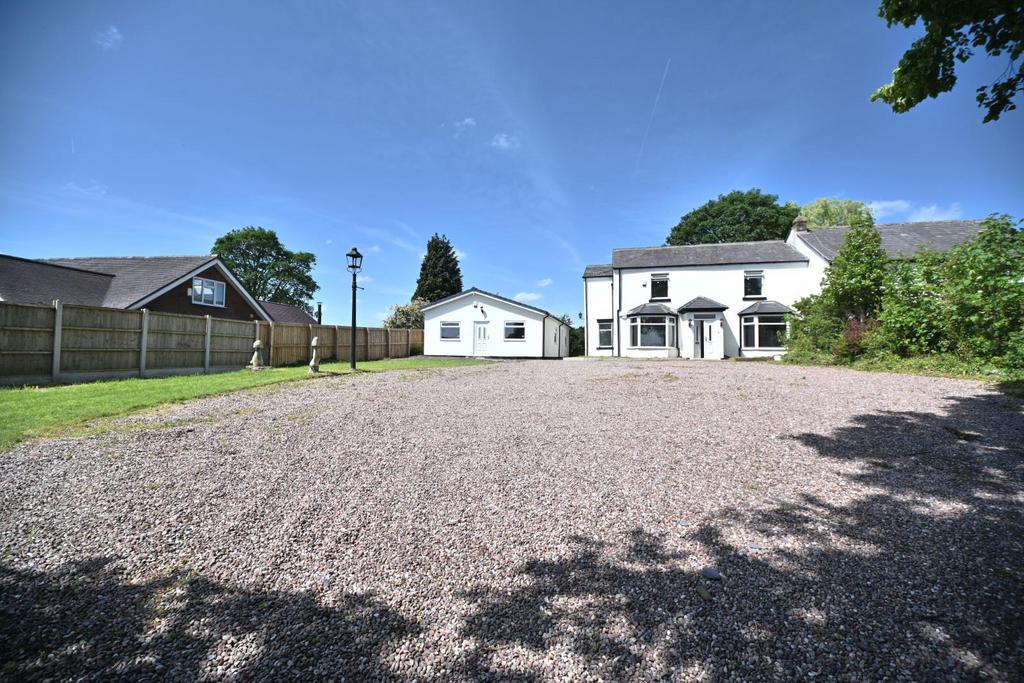 24 Dicconson Lane, Westhoughton, Bolton, Lancashir