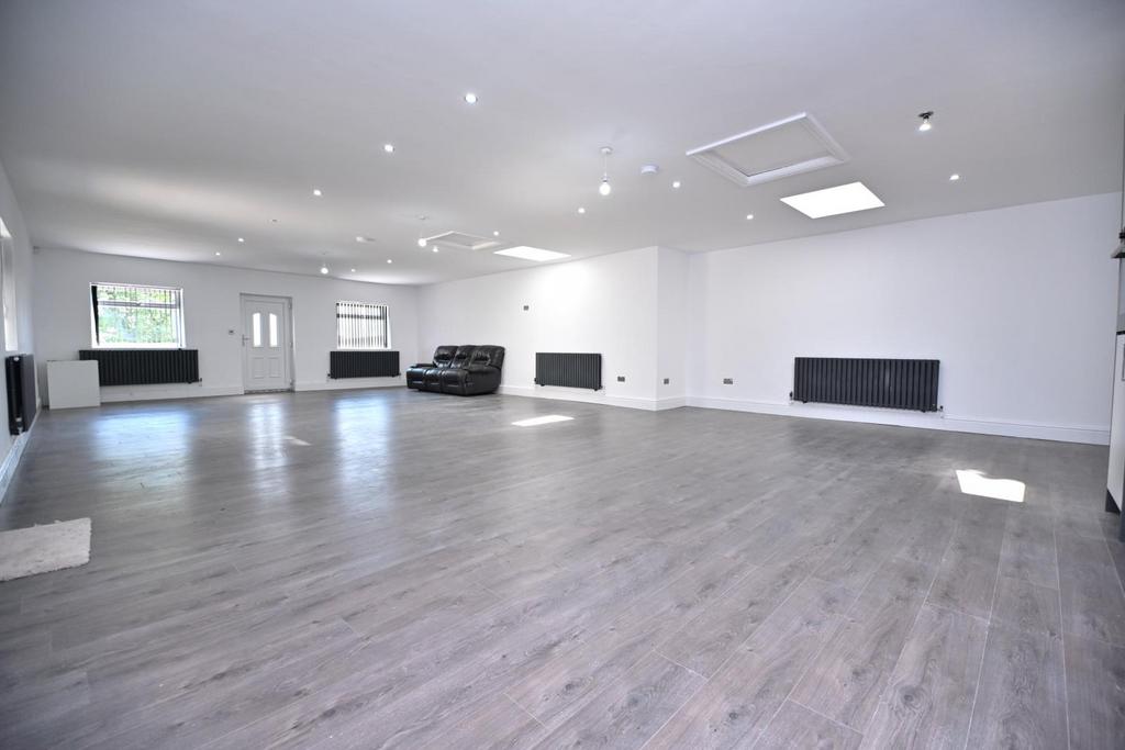 24 Dicconson Lane, Westhoughton, Bolton, Lancashir